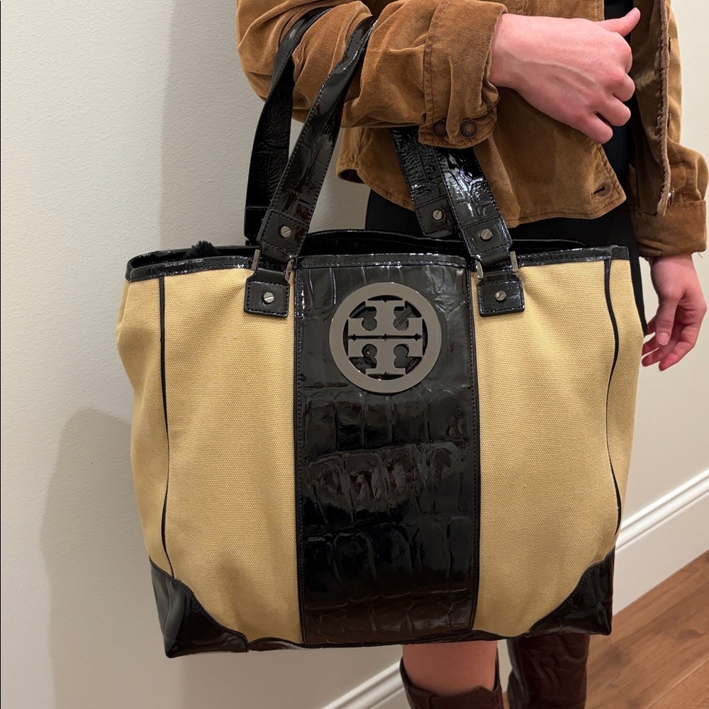 Tory Burch tote